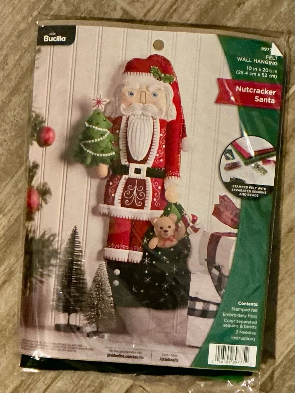 Bucilla Nutcracker Santa Wall Hanging - Seasonal Felt Home Decor #89775E